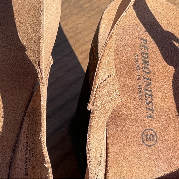 Pedro Iniesta Two Tone Leather Wedge Sandals Size 8, Made in Spain Size 10 - Picture 3 of 6